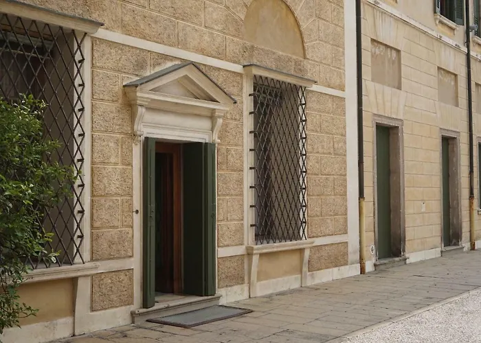 Palazzo Mantua Benavides Suites & Apartments